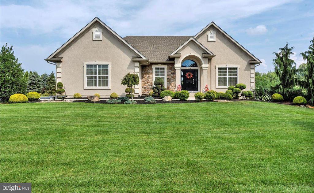 Leonard Ln, Mullica Hill, NJ 08062