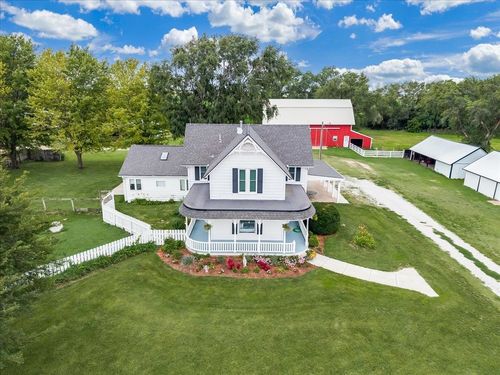16911 S Woodberry Rd, Mount Hope, KS, 67108-9659 | Card Image
