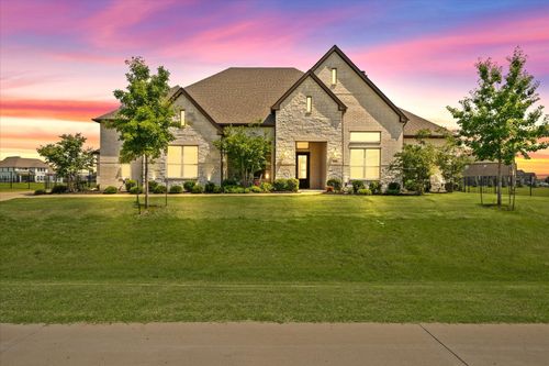 2101 Narrow Rd, Lucas, TX, 75002-8333 | Card Image