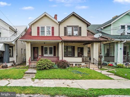 209 Main St, LYKENS, PA, 17048-1145 | Card Image