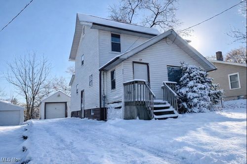 625 Wyandot Ave, Akron, OH, 44305-1831 | Card Image