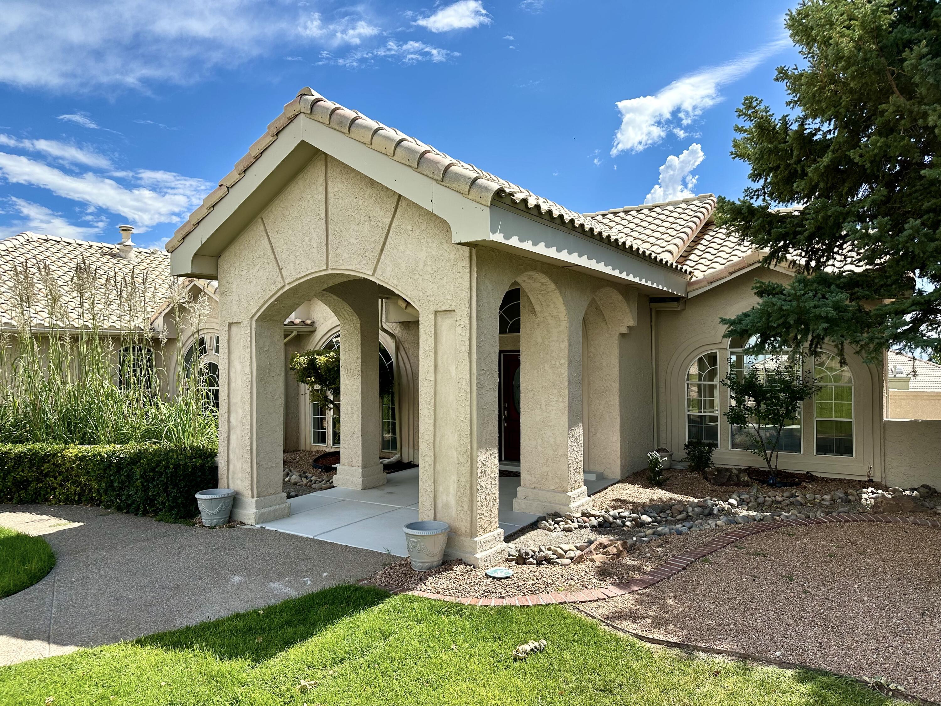Spirit Trail Pl, Albuquerque, NM 87112