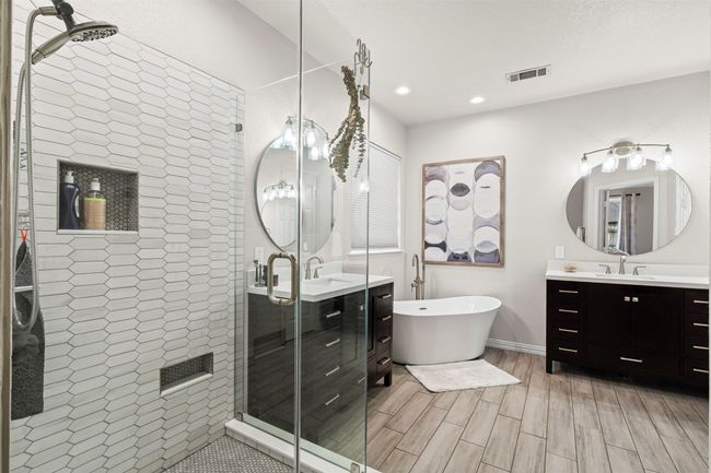1501 Leaning Oak Ln, House other with 4 bedrooms, 4 bathrooms and null parking in Cleburne TX | Image 20
