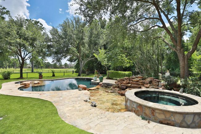 7826 Camden Hollow Ln, House other with 5 bedrooms, 5 bathrooms and 3 parking in Humble TX | Image 41