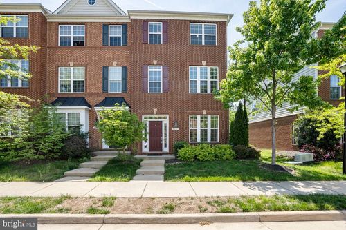 42777 Hay Rd, ASHBURN, VA, 20147-3517 | Card Image