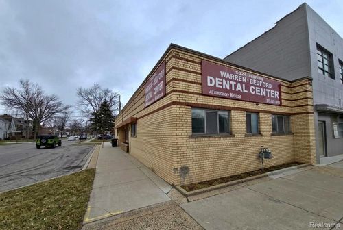 16205 E Warren Ave, Detroit, MI, 48224-3266 | Card Image