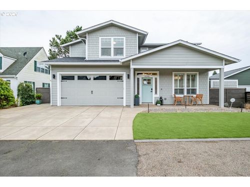 9245 Trout Pl, Gleneden Beach, OR, 97388-4500 | Card Image