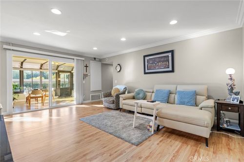 unit-d-13610 La Jolla Cir, La Mirada, CA, 90638-3327 | Card Image