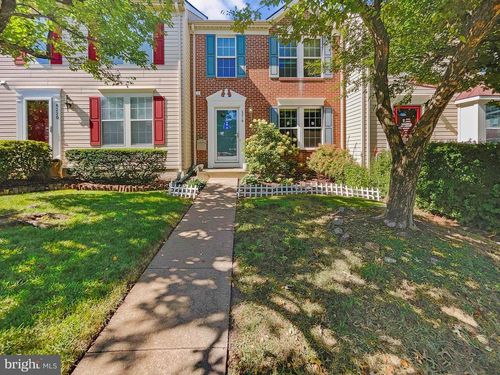 6218 Battalion St, CENTREVILLE, VA, 20121-5301 | Card Image