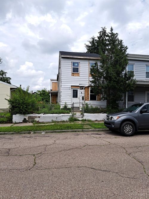 146 Chestnut St, Hamilton, OH, 45011-3003 | Card Image