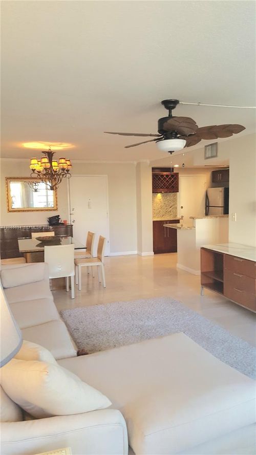 308-1913 S Ocean Dr, Hallandale Beach, FL, 33009-5952 | Card Image