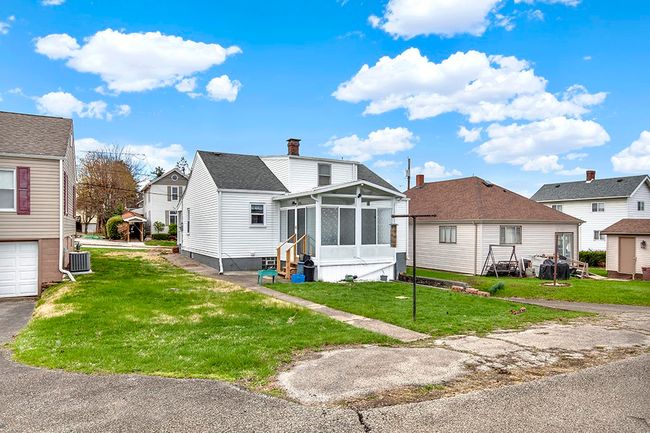 381 May St, House other with 2 bedrooms, 1 bathrooms and 1 parking in Belle Vernon PA | Image 22