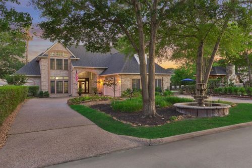 609 Edgewood Dr, Montgomery, TX, 77356-8430 | Card Image
