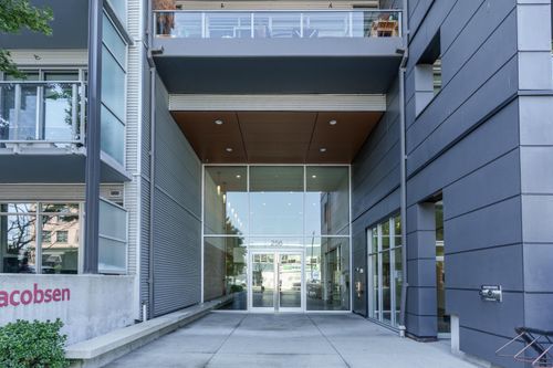 260 2nd Ave E, Vancouver, BC, V5T1B7 | Card Image