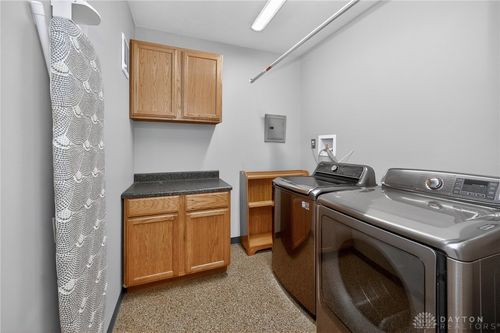 933 Robin Hill Dr, New Richmond, OH, 45157-9740 | Card Image