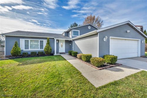 32194 N Roundhead Dr, Solon, OH, 44139-4723 | Card Image