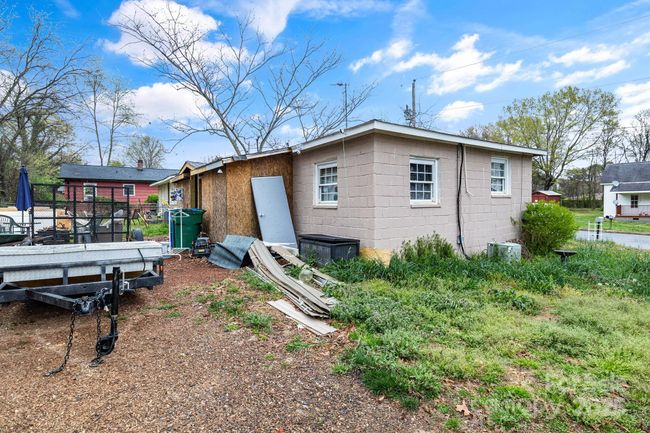 576 Washington Ln, House other with 2 bedrooms, 1 bathrooms and null parking in Albemarle NC | Image 14