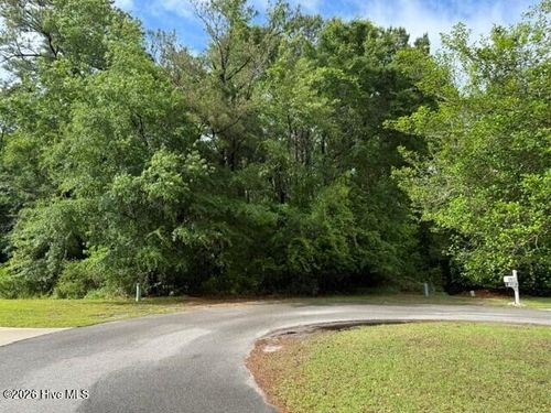 22 W High Bluff Dr, Hampstead, NC, 28443 | Card Image
