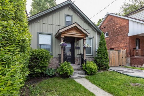 91 Aurora St, Hamilton, ON, L8N2P6 | Card Image