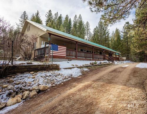 10 Reseda Ridge Rd, Garden Valley, ID, 83622-8054 | Card Image