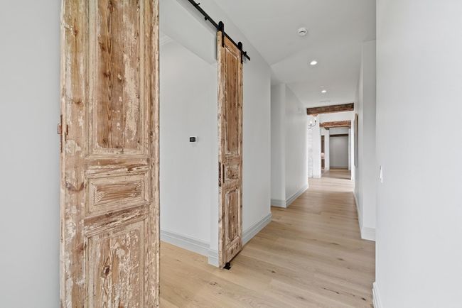 1318 Countryside Bnd, Home with 4 bedrooms, 5 bathrooms and 3 parking in Fredericksburg TX | Image 25