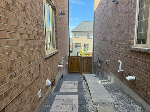 bsmt-50 Drizzel Cres, Richmond Hill, ON, L4E1G8 | Card Image
