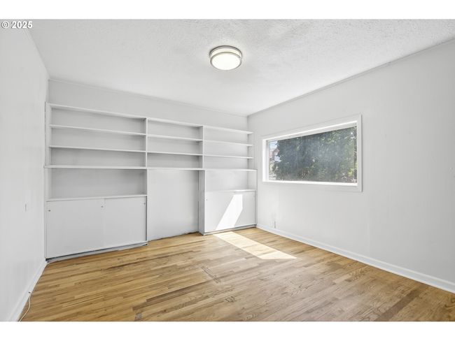 5843 Se 90 Th Ave, House other with 3 bedrooms, 2 bathrooms and null parking in Portland OR | Image 8