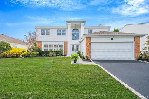 106-106 Fairway View Drive, Huntington, NY, 11725 | Card Image