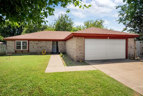 1002 Canton Rd, Cleburne, TX, 76033-6113 | Card Image