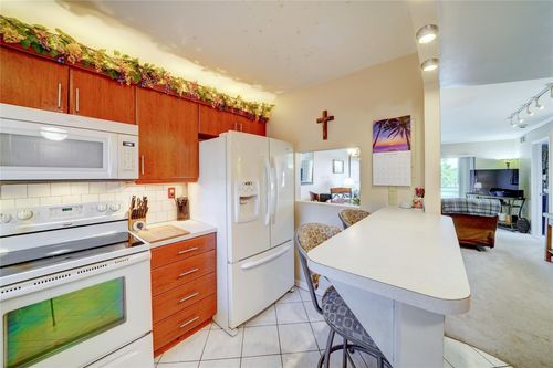 312-9440 Sunrise Lakes Blvd, Sunrise, FL, 33322-1272 | Card Image