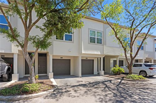 943 Normandy Trace Rd, TAMPA, FL, 33602-5921 | Card Image