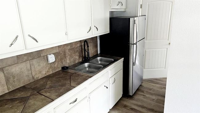 Kithcen in one bedroom unit A | Image 36