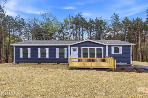 181 Pinecrest Dr, Loudon, TN, 37774-7523 | Card Image