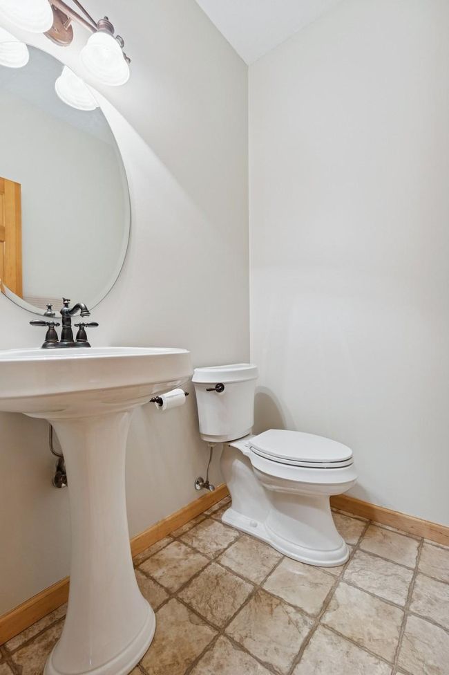 Main Floor 1/2 Bath | Image 22