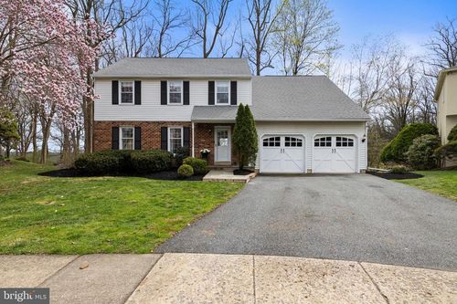 8 Harrow Cir, WAYNE, PA, 19087-3852 | Card Image