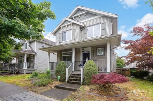 upper-6779 186 St, Surrey, BC, V3S1Z1 | Card Image