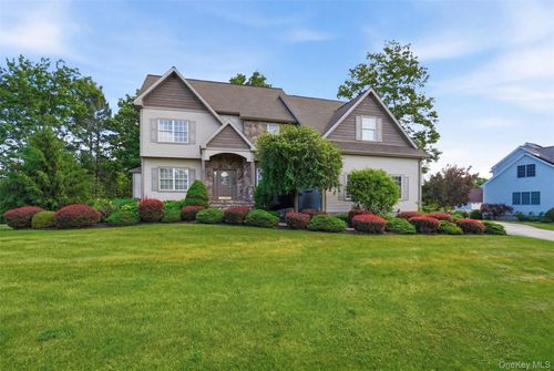 5 Albertanna Ct, Hopewell Junction, NY, 12533-6383 | Card Image