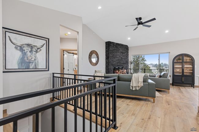 1230 Pinnacle Ct, Townhouse with 2 bedrooms, 2 bathrooms and null parking in Rapid City SD | Image 5