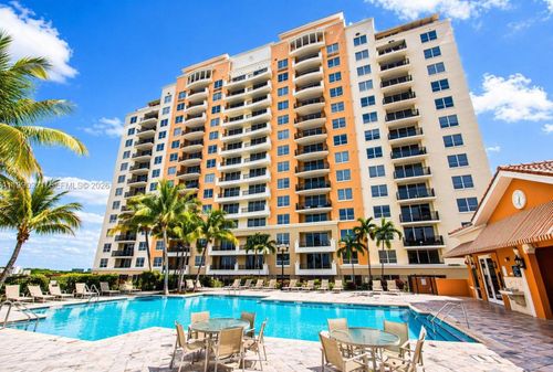 605-3232 Coral, Miami, FL, 33145 | Card Image