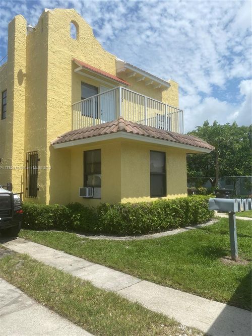 3011 Broadway, West Palm Beach, FL, 33407-5179 | Card Image