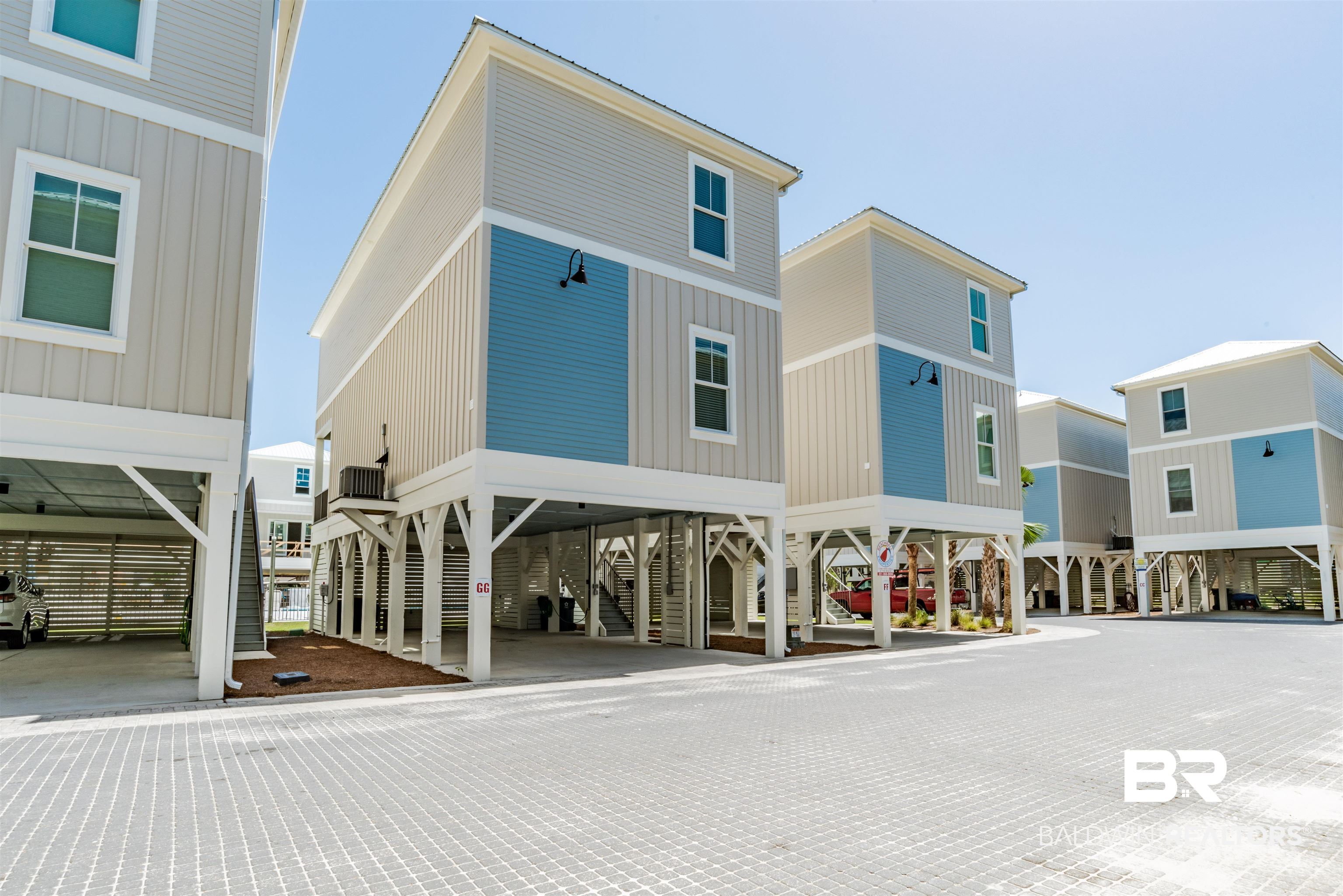 Residential in Gulf Shores 4