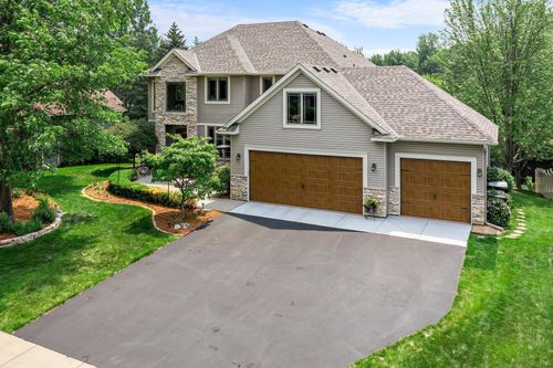 2334 Veterans Memorial Blvd Nw, Andover, MN, 55304-6061 | Card Image