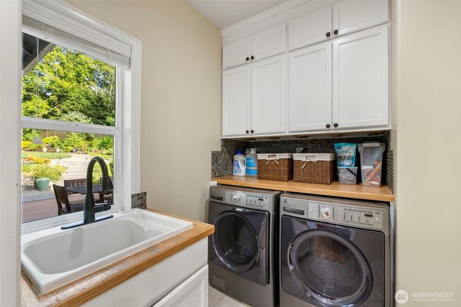 6817 Picnic Point Rd, House other with 5 bedrooms, 4 bathrooms and 3 parking in Edmonds WA | Image 40