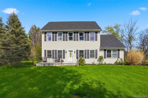 34 Rombout Rd, Poughkeepsie, NY, 12603-6218 | Card Image