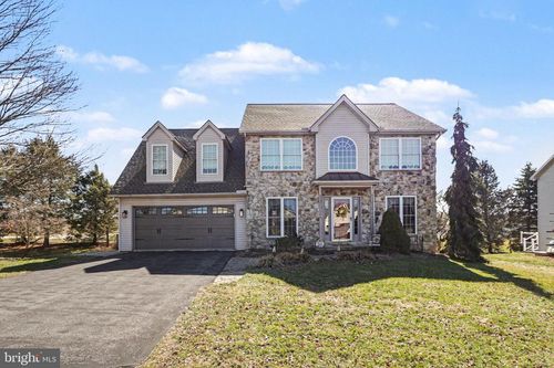 266 Farmhouse Ln, PALMYRA, PA, 17078-8707 | Card Image