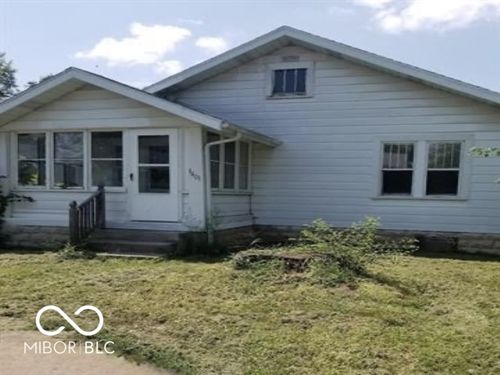 1401 S Emerson Ct, Muncie, IN, 47302-3807 | Card Image