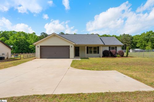 285 Metric Road, Laurens, SC, 29630 | Card Image