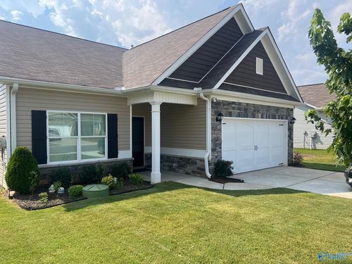 212 Fairbrook Dr, New Market, AL, 35761-4700 | Card Image