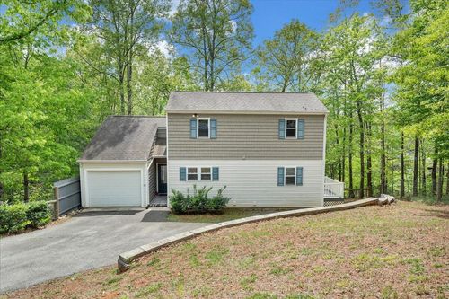 101 Cedar Bluff Ln, Hardy, VA, 24101-3105 | Card Image