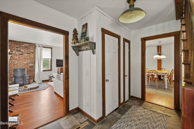 205 - 203205 Main St, Home with 5 bedrooms, 3 bathrooms and 3 parking in Hancock MA | Image 32